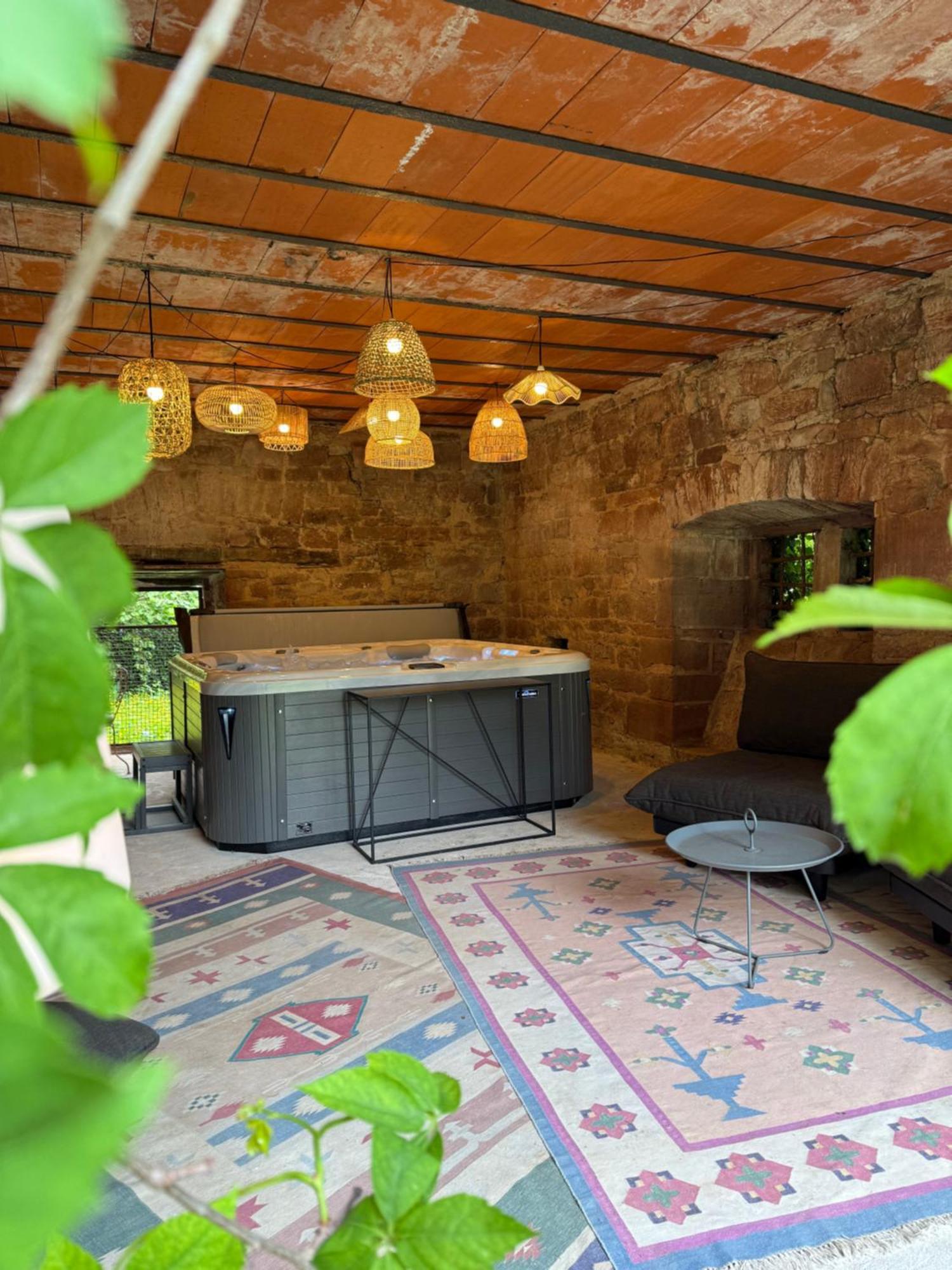 Maison Dada Et Spa Meyssac Екстериор снимка
